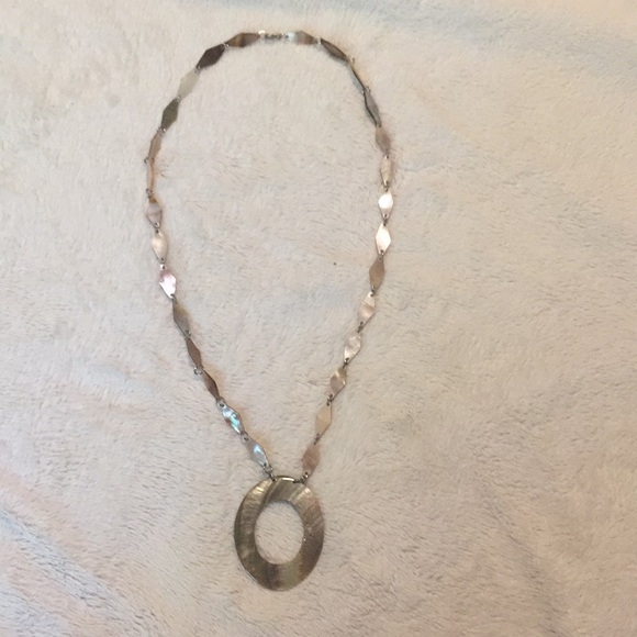 Beaded charm necklace - Picture 5 of 8